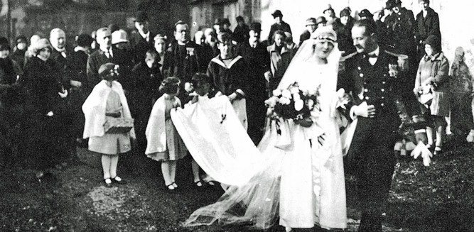 The wedding of Maria Augusta Kutschera and Baron Georg von Trapp | © Trapp Family Lodge Stowe/Vermont USA