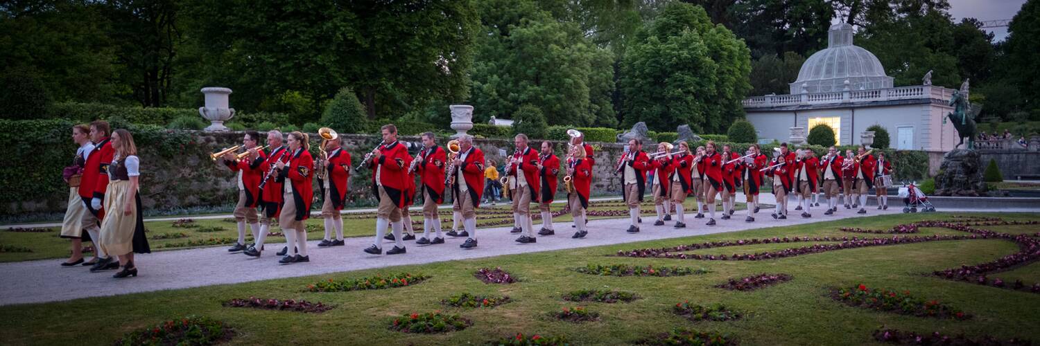 Leuchtbrunnenkonzerte Mirabellgarten  | © knaro.at