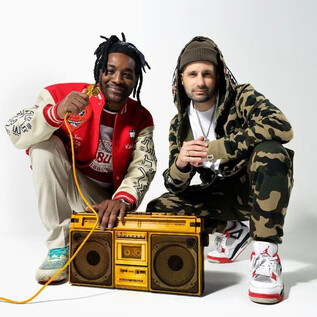Skarra Mucci & Manudigital | © jim Hennett