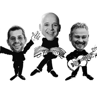 Trois personnages de dessin animé avec de grandes têtes et divers instruments. Ils semblent faire un concert musical joyeux. | © T. Ebihara | M. Ferner | J. Ramos-Violan