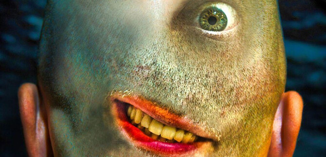 Ein surrealer Kopf mit einem ungewöhnlichen Gesichtsausdruck und einer Mischung aus menschlichen und tierischen Merkmalen. Die Augen und der Mund sind auffällig und erzeugen eine bizarre Stimmung. | © Benjamin Blaikner