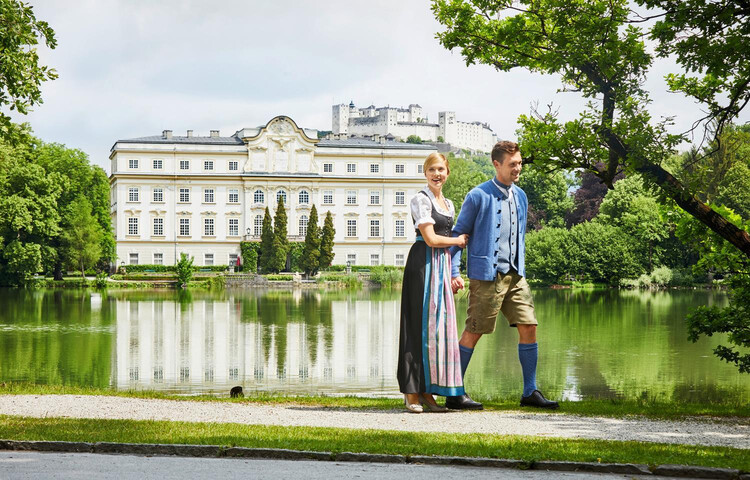 Leopoldskron Palace and the Fortress Hohensalzburg | © Tourismus Salzburg
