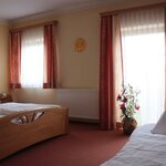 Photo of Shared room, shower or bath, toilet, 2 bed rooms | © Gersbach-Gut