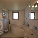 imagen de Habitación triple, ducha o bañera, WC, no fumador