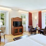 Bild von Superior Zimmer, Dusche, Bad, WC | © Hotel Altstadt Radisson Blu