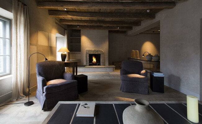 Lounge mit Kamin | © Townhouse Weisses Kreuz