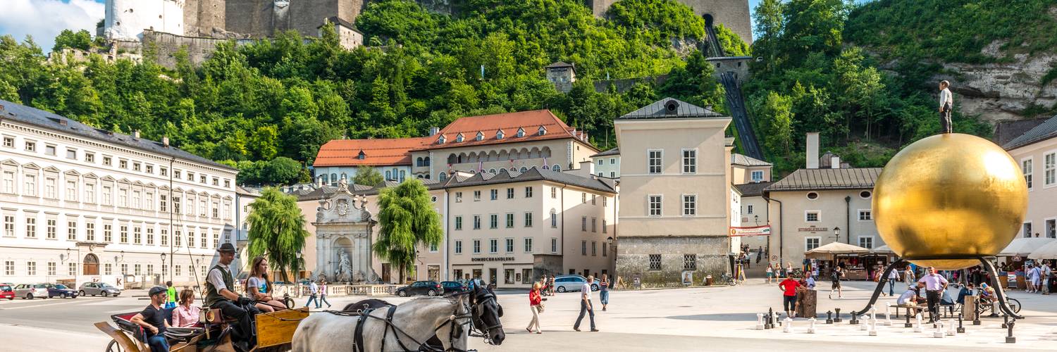 Kapitelplatz in Salzburg mit Blick auf die Festung Hohensalzburg | © Tourismus Salzburg 