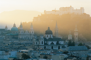 Salzburg panorama in the fog | © TSG Toursismus Salzburg GmbH Salzburg panorma in the fog | © TSG Toursismus Salzburg GmbH